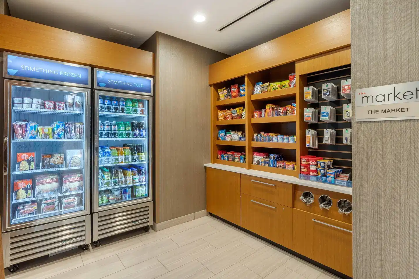 SpringHill Suites by Marriott Charlotte Southwest Bar