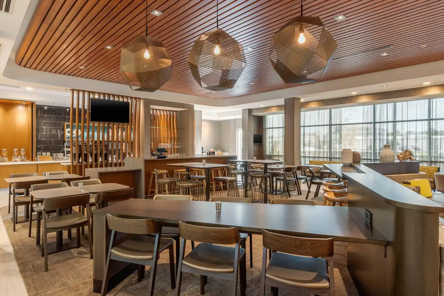 SpringHill Suites by Marriott Charlotte Southwest Bar