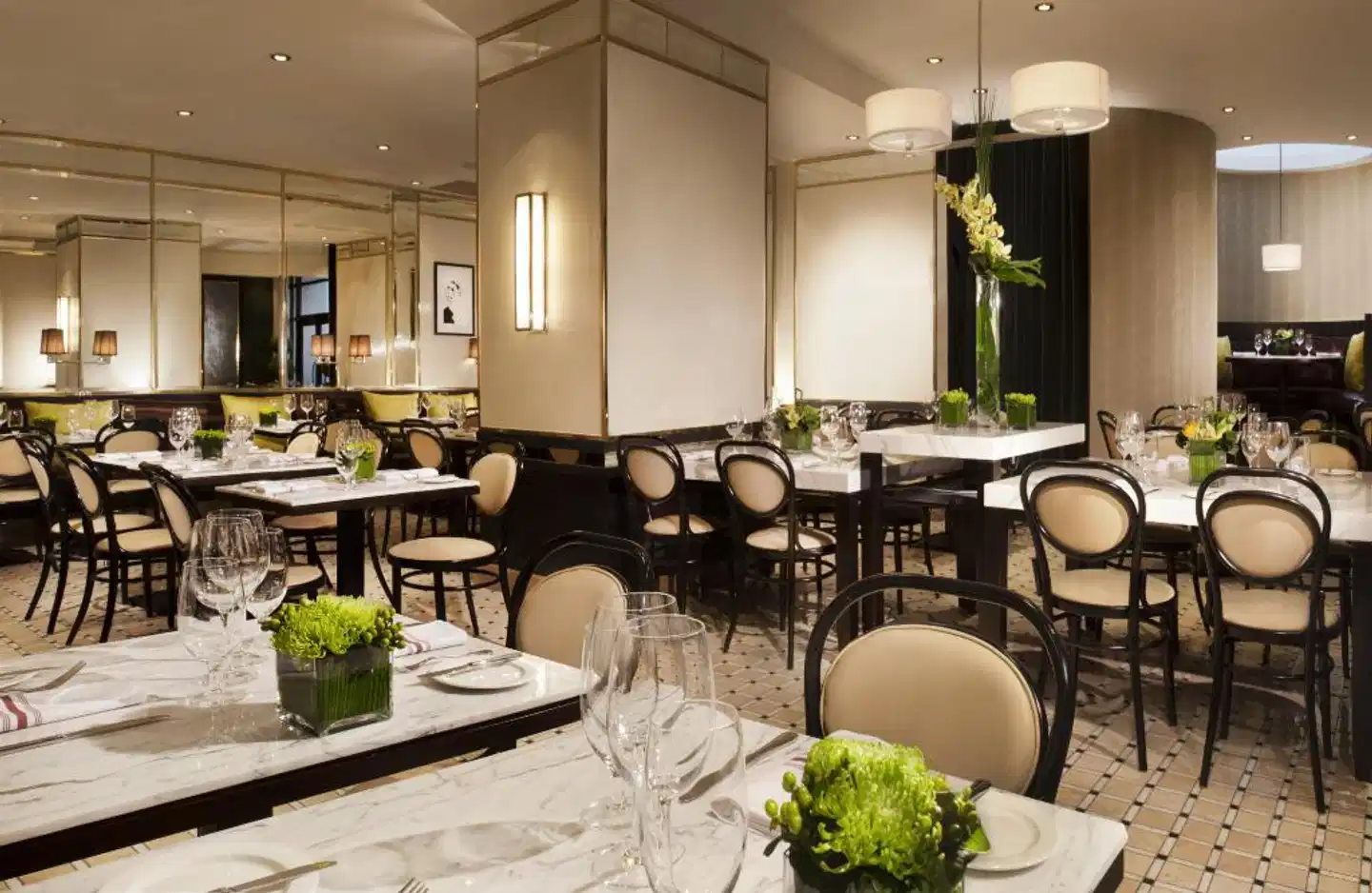 Omni Mont-Royal Hotel Restaurant