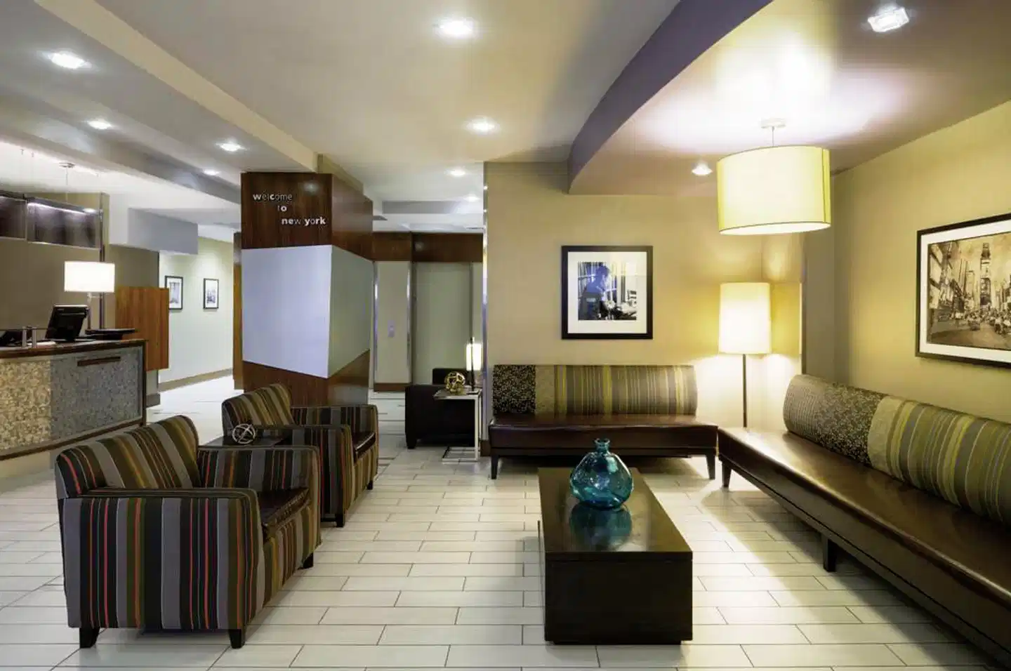 Hampton Inn Madison Square Garden Lobby