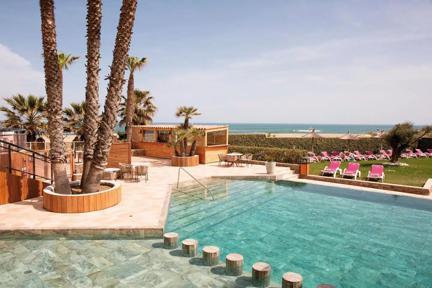 Les Flamants Roses Pool