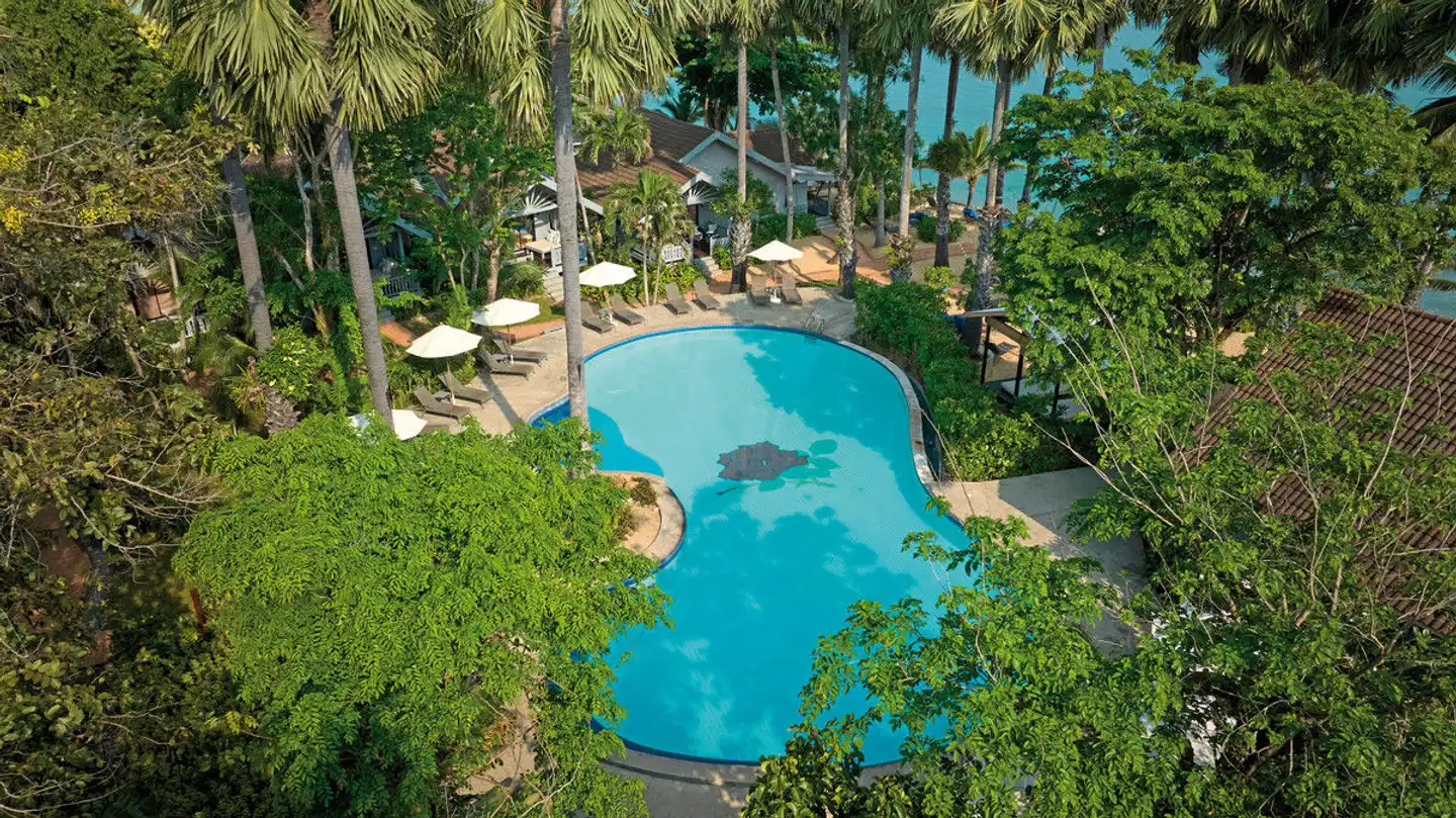 Paradise Beach Resort Pool