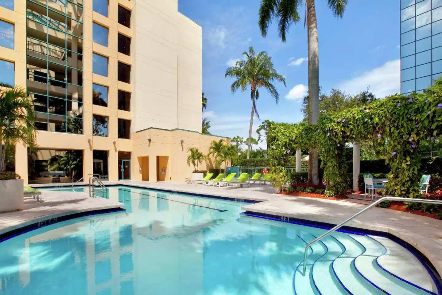 Hilton Boca Raton Suites Pool