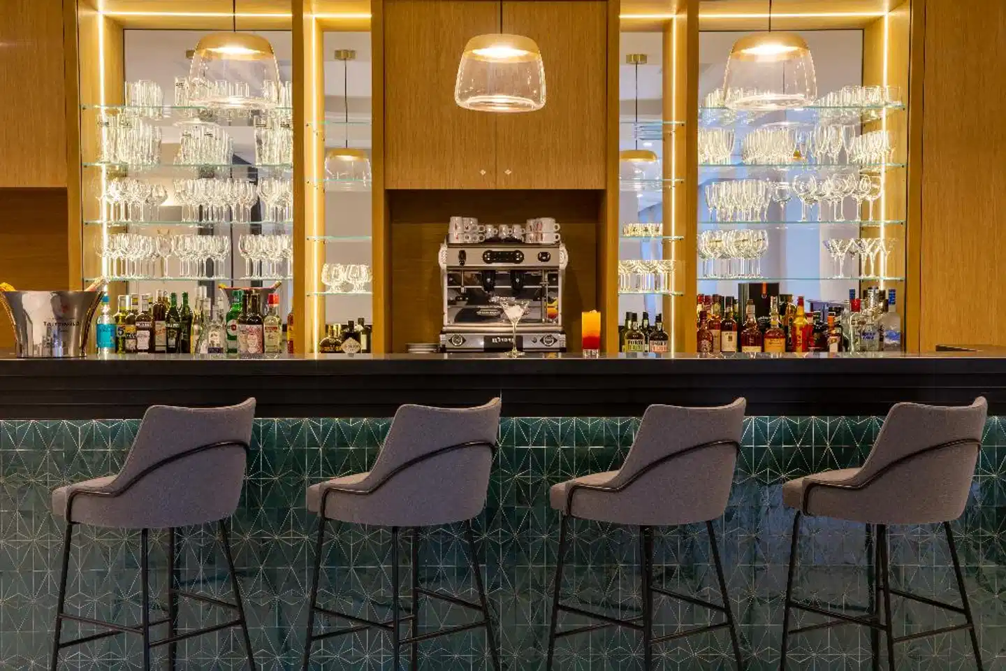 Hôtel Apollinaire Nice Bar