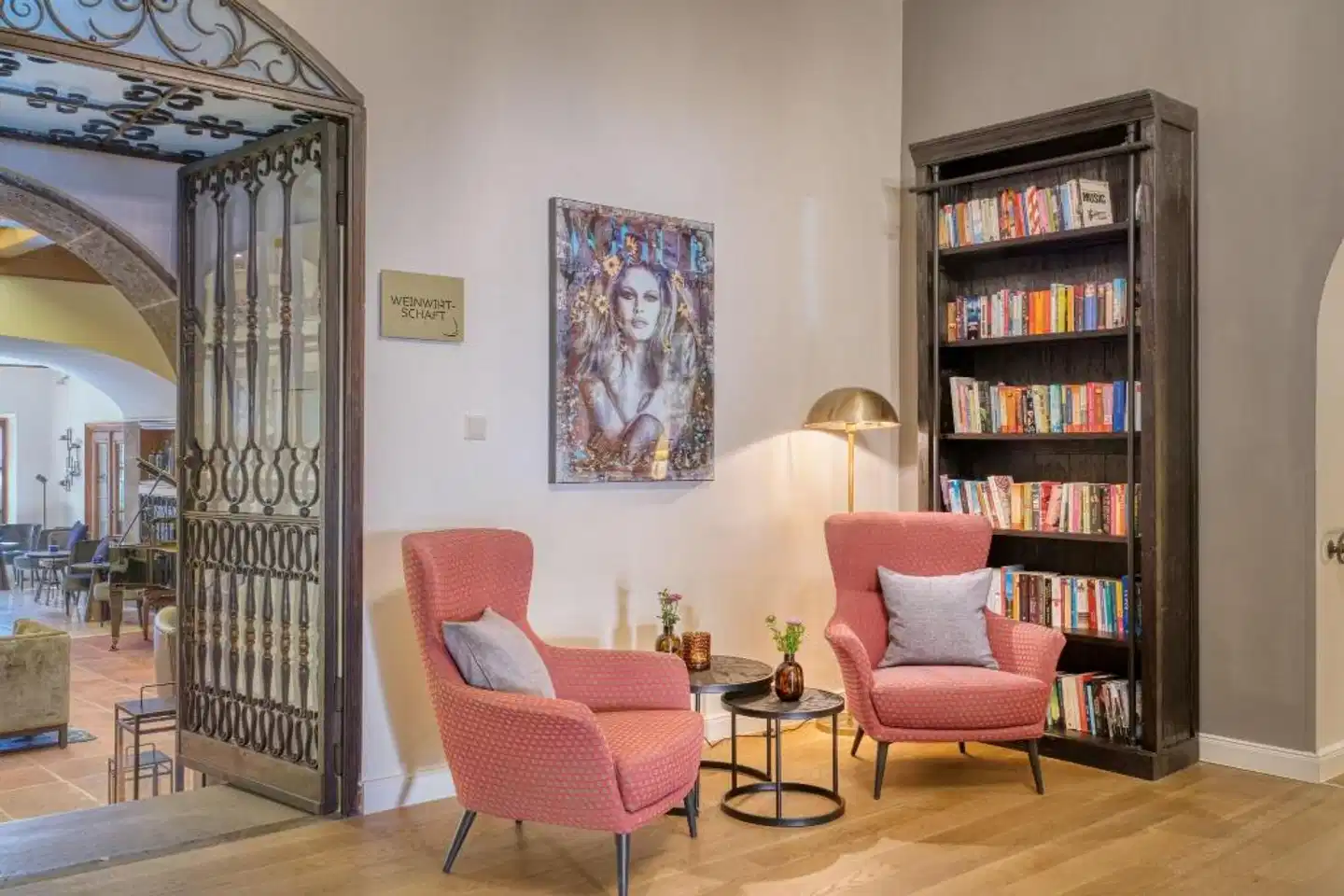 Hotel Eisenhut Lobby