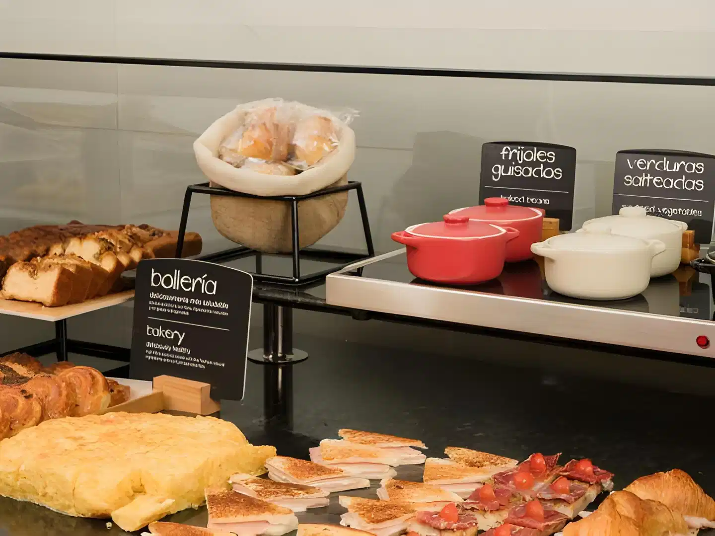 NH Ciudad de Valladolid Restaurant