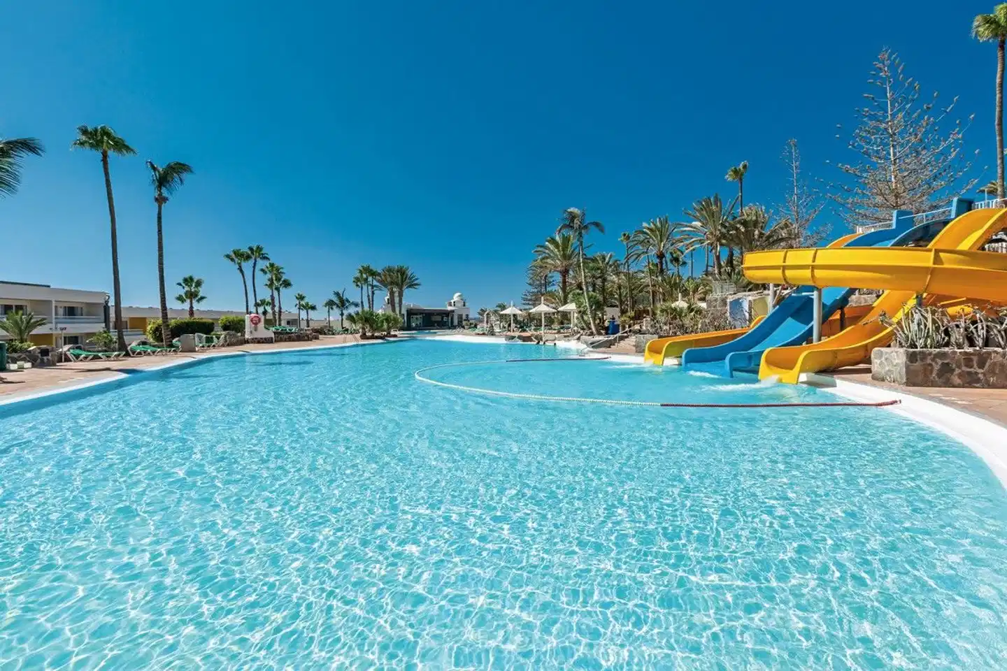 Abora Interclub Atlantic by Lopesan Hotels Pool