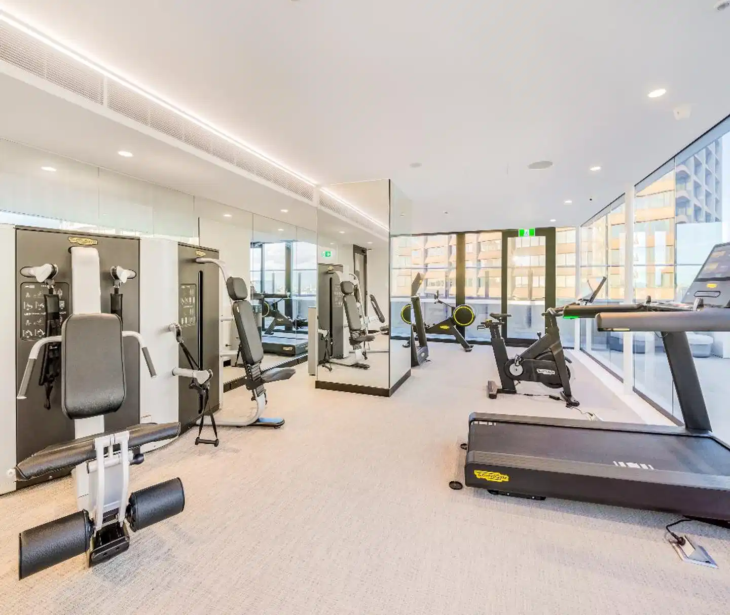 Oaks Sydney Hyde Park Suites Sport und Entertainment