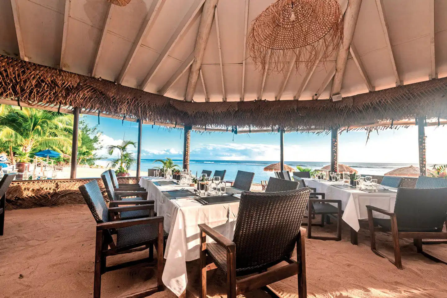 Manuia Beach Resort Restaurant