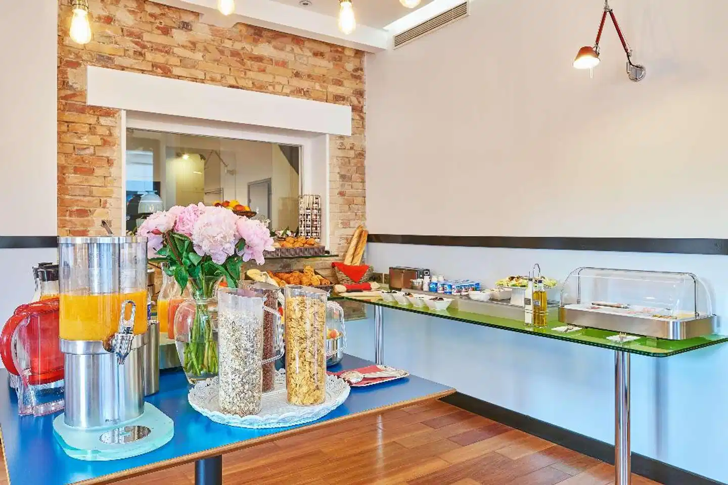 Hotel Augustin Lobby