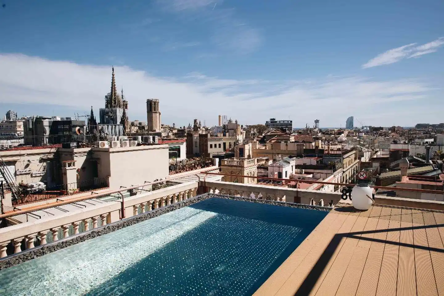 Kimpton Vividora Hotel Pool