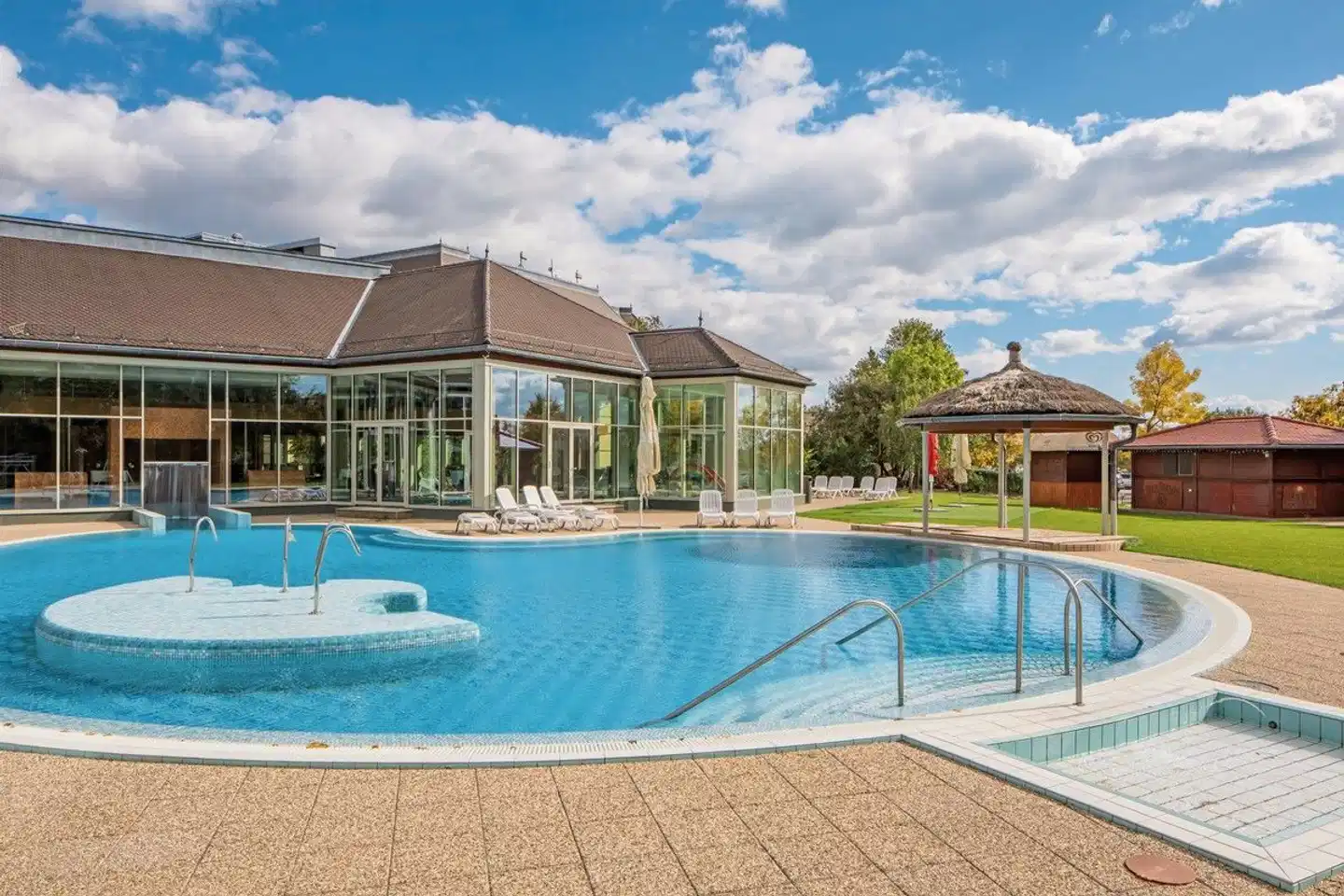 Greenfield Hotel Golf & Spa Pool