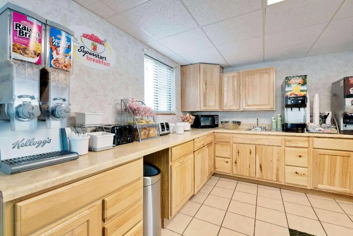 Super 8 by Wyndham Keystone/Mt. Rushmore Restaurant