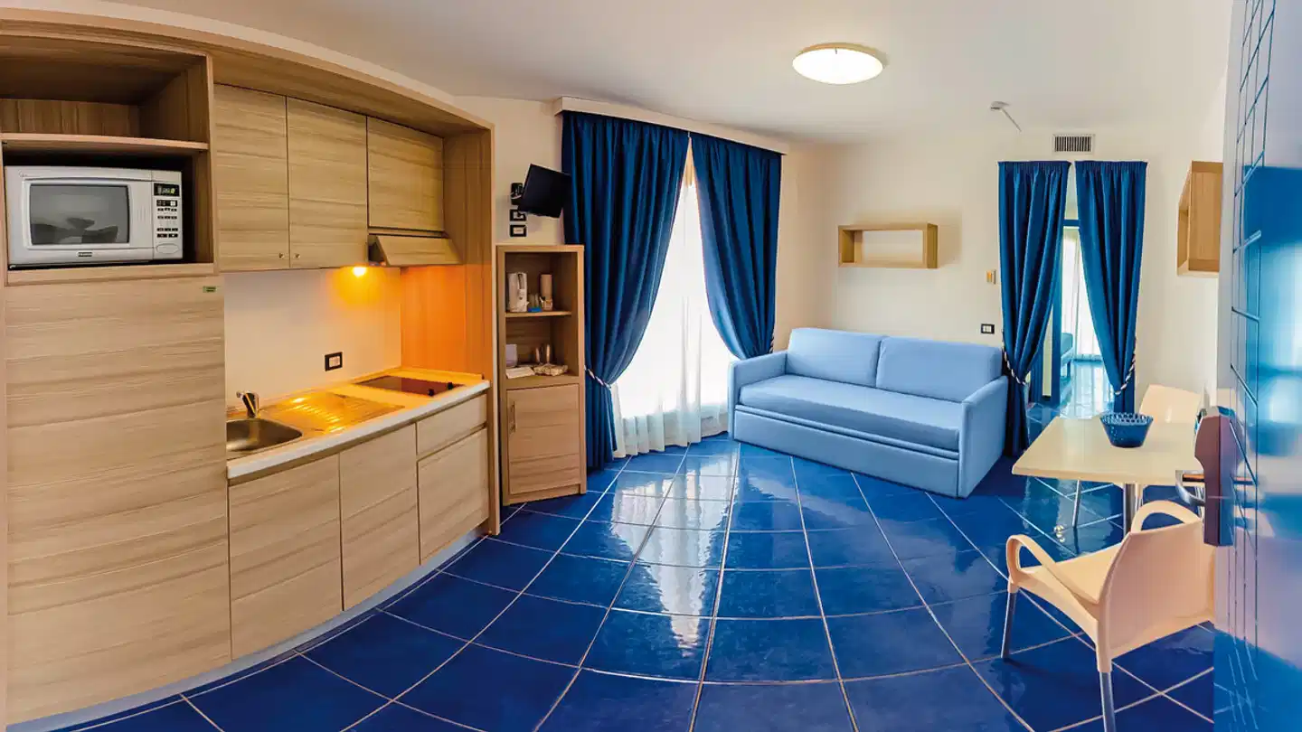 Astro Suite Hotel Wohnbeispiel