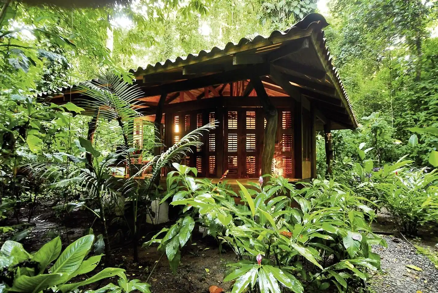 Playa Nicuesa Rainforest Lodge Aussenansicht