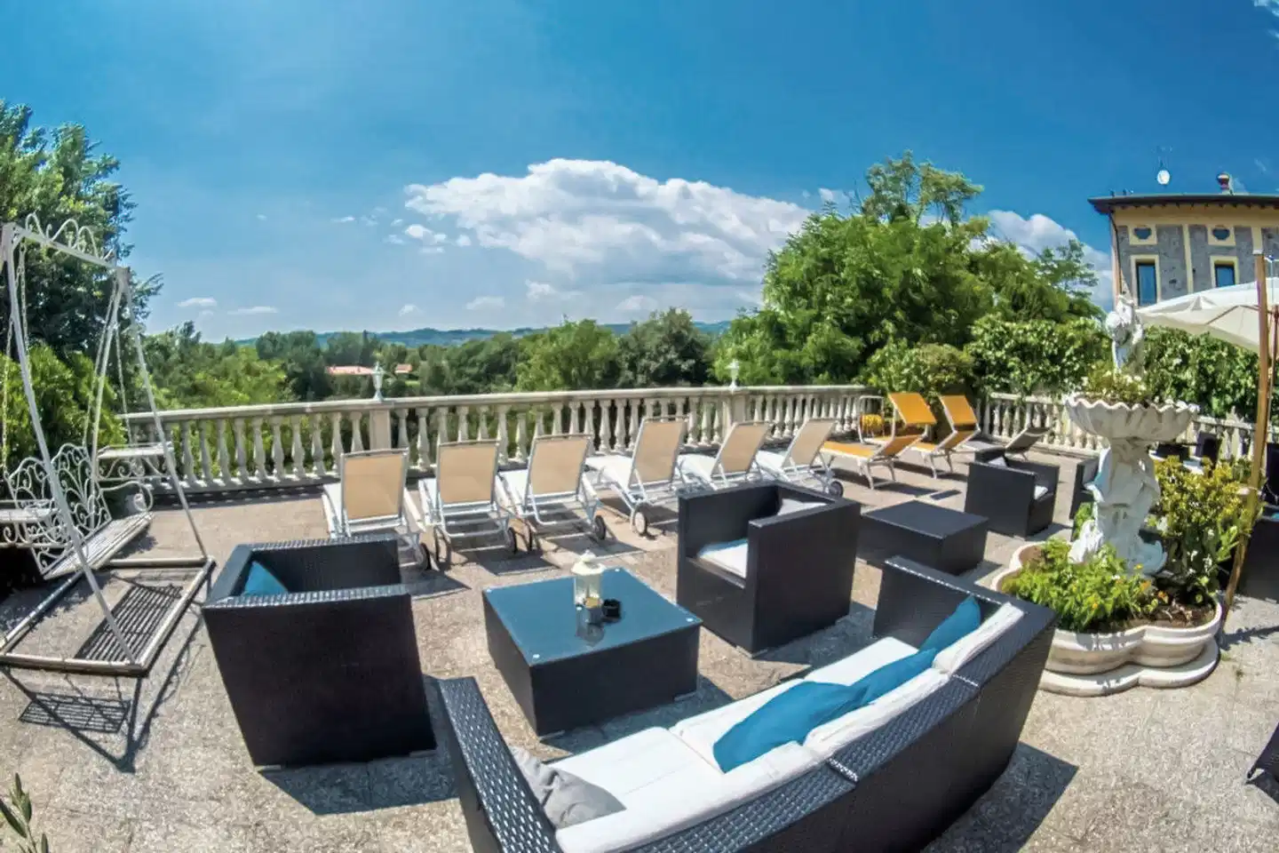 Borgo dei Poeti Wellness Resort Terrasse