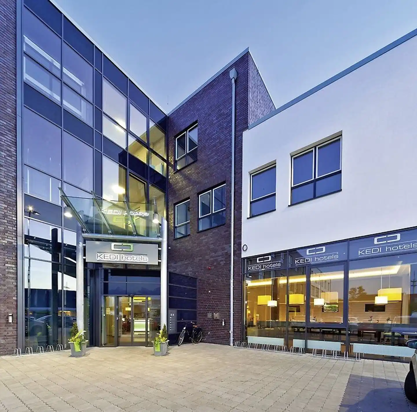 Kedi Hotel Papenburg Aussenansicht