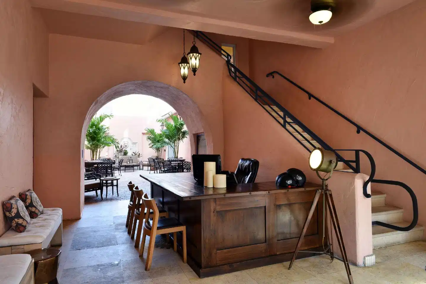 Casa Victoria Orchid Restaurant