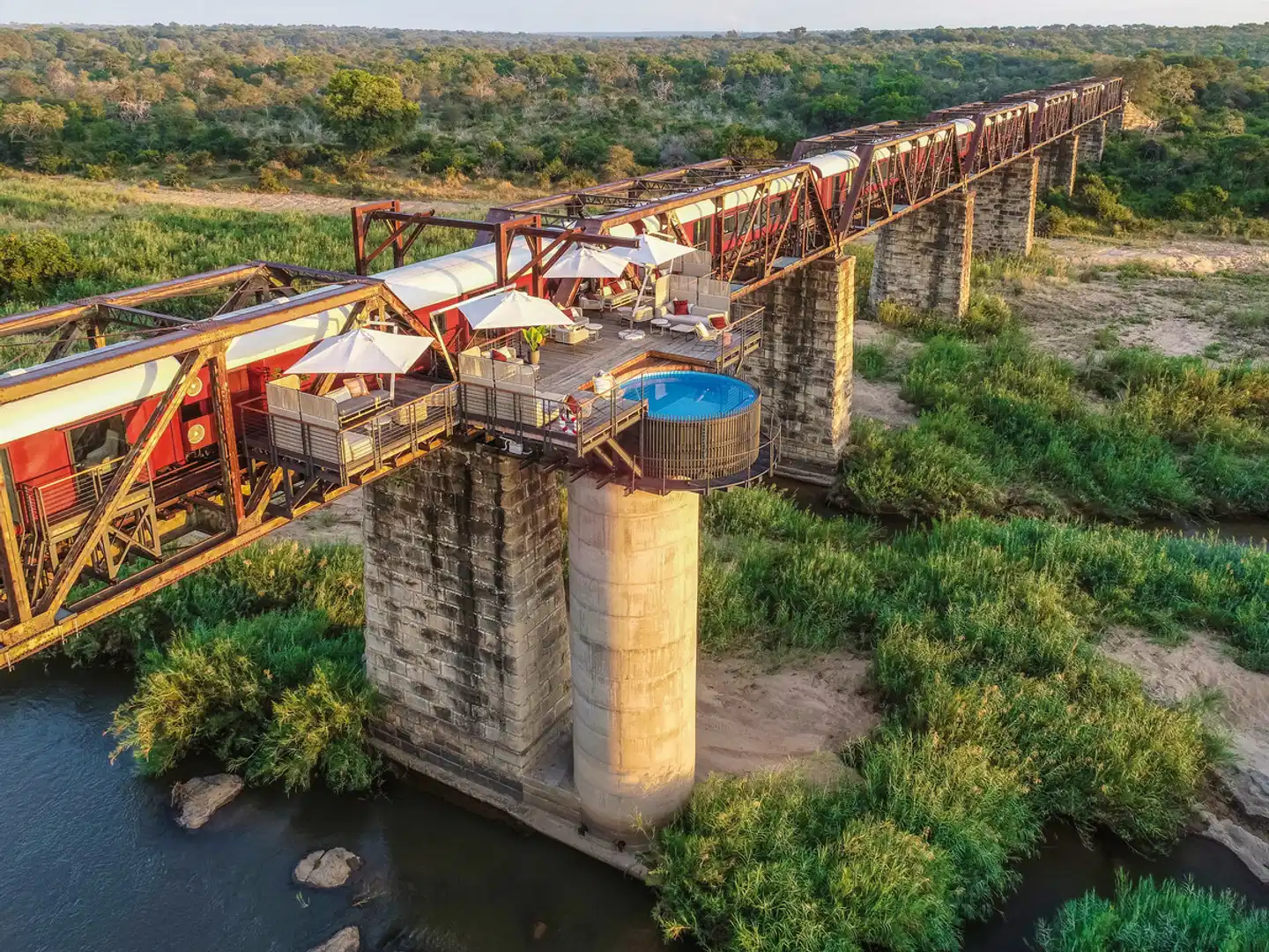 Kruger Shalati - The Train on the Bridge Garten