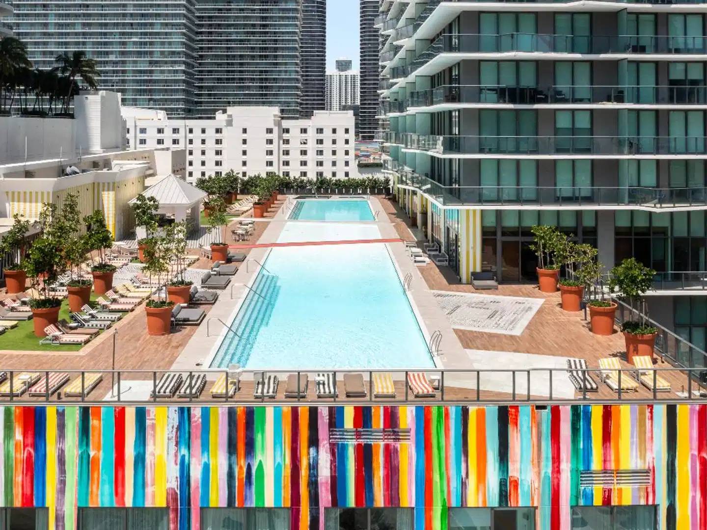 DUA Miami, Autograph Collection Aussenansicht