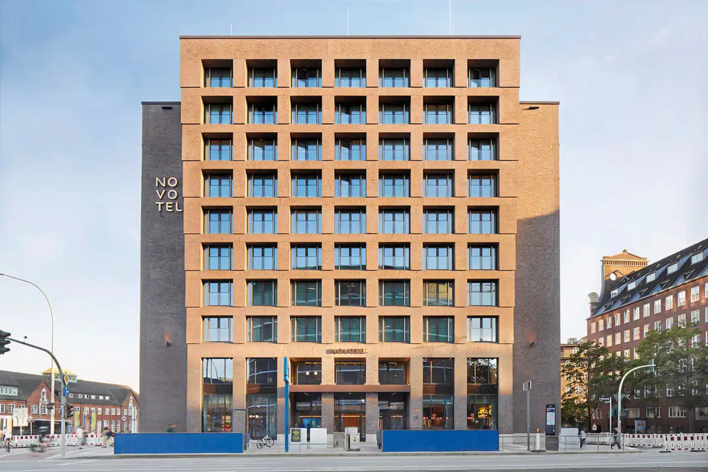 Novotel Hamburg Central Station Aussenansicht