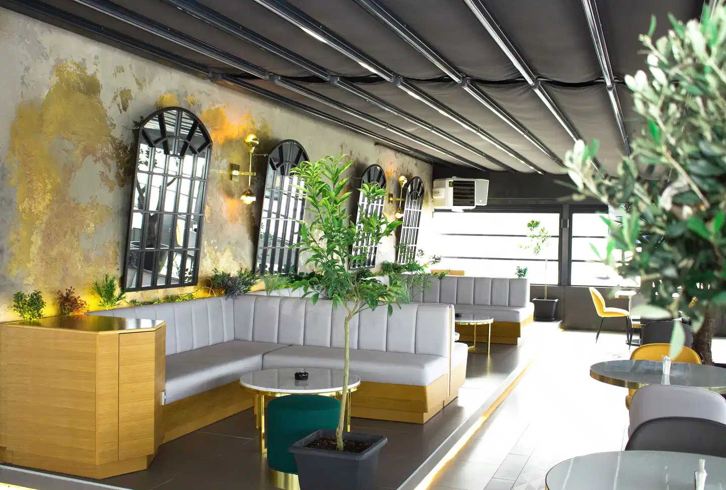 AHC Old City Hotel (ex Zurich Hotel) Terrasse