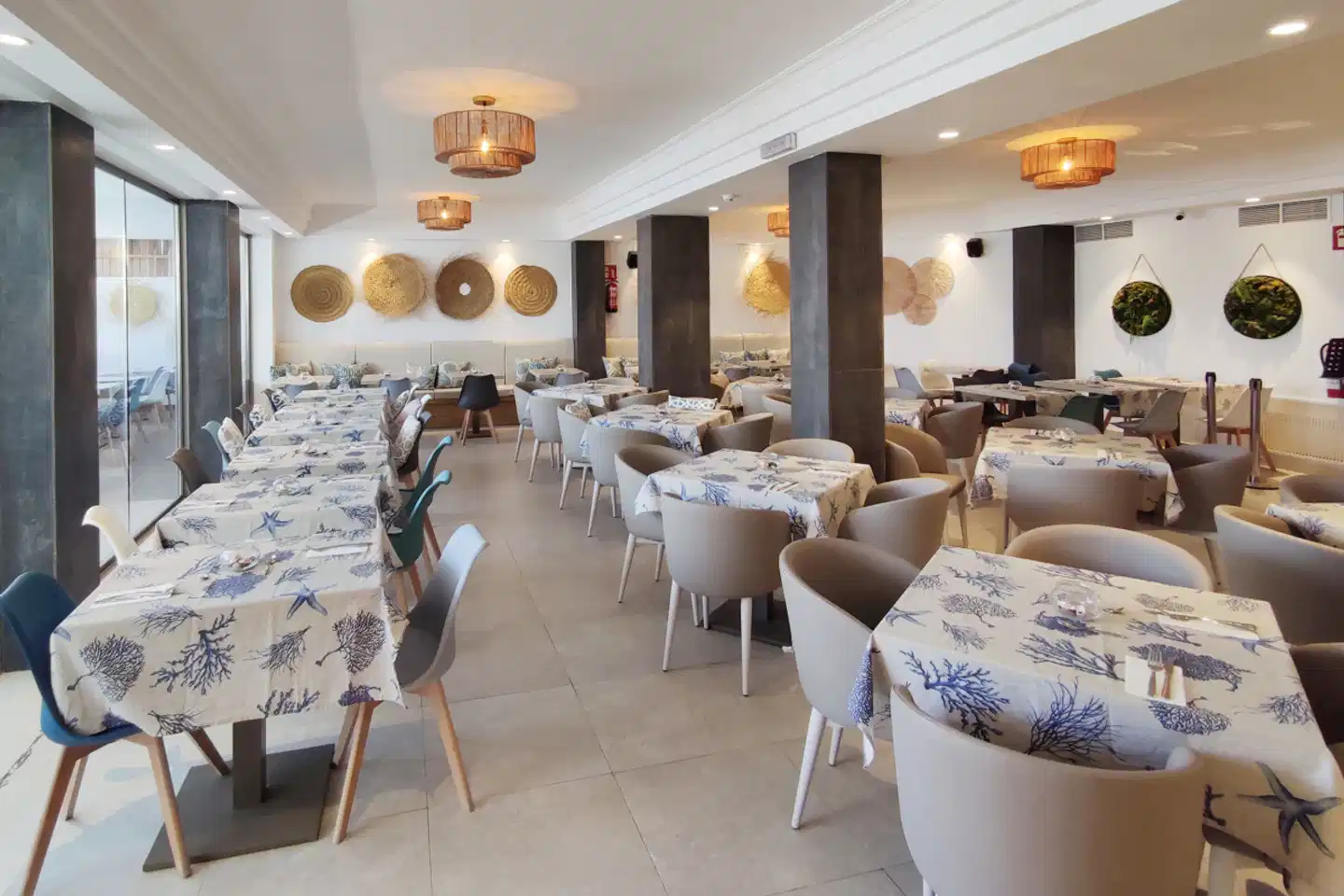 Flacalco Hotels & Apartments Restaurant