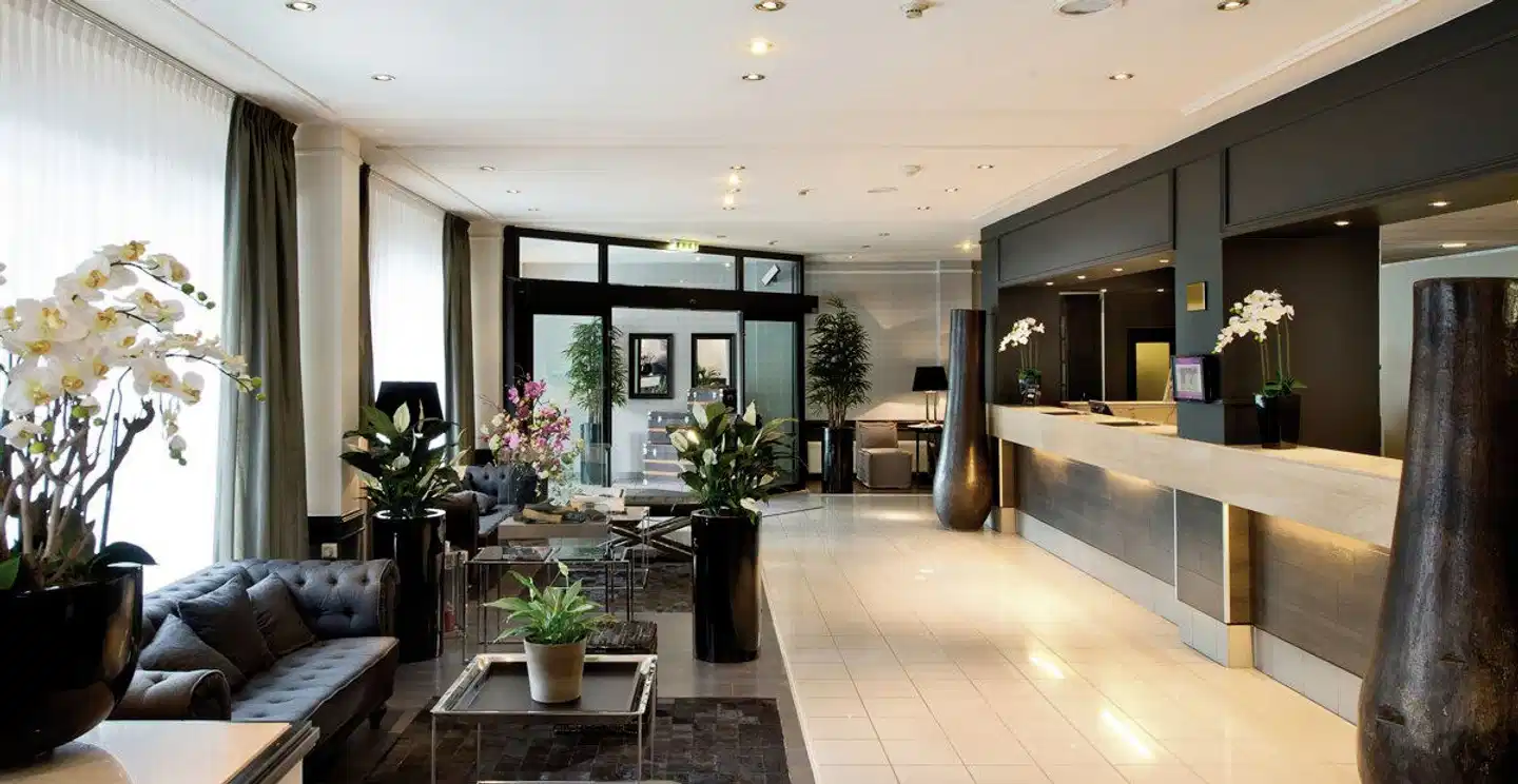 Park Hotel Hamburg Arena Lobby