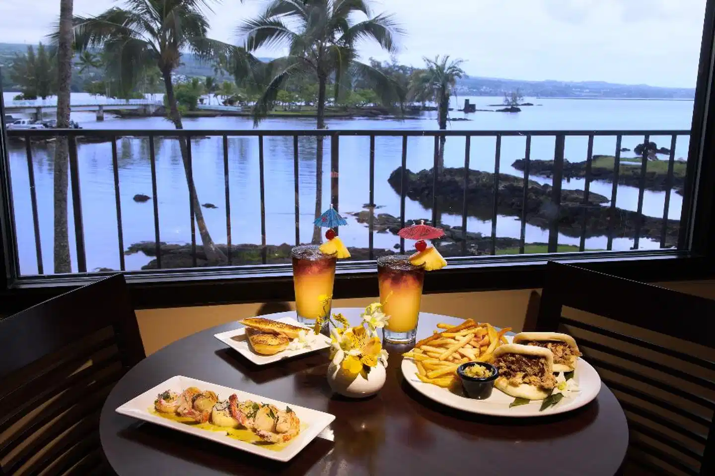 Castle Hilo Hawaiian Hotel Restaurant