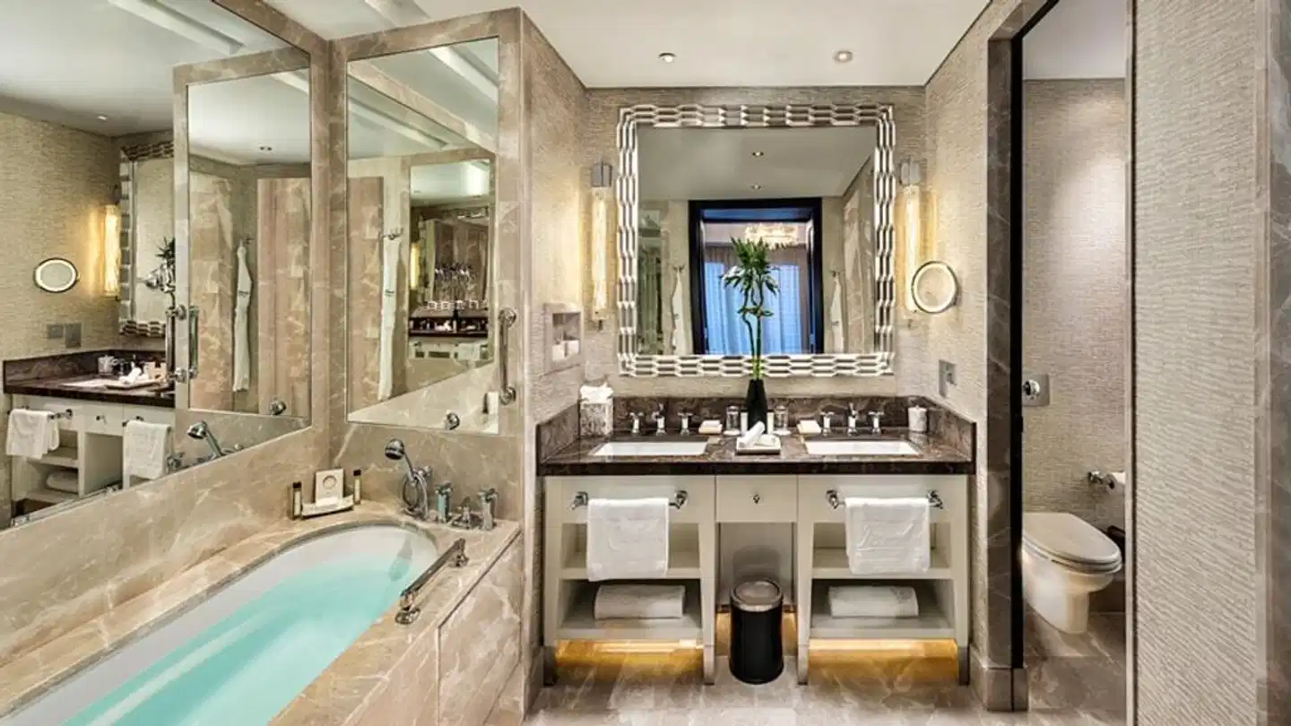 Kempinski Hotel Mall of the Emirates Badezimmer