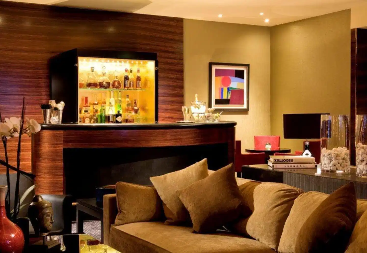 Warwick Champs Elysees Bar