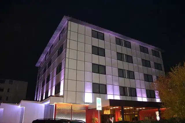 Montresor Hotel Palace Aussenansicht