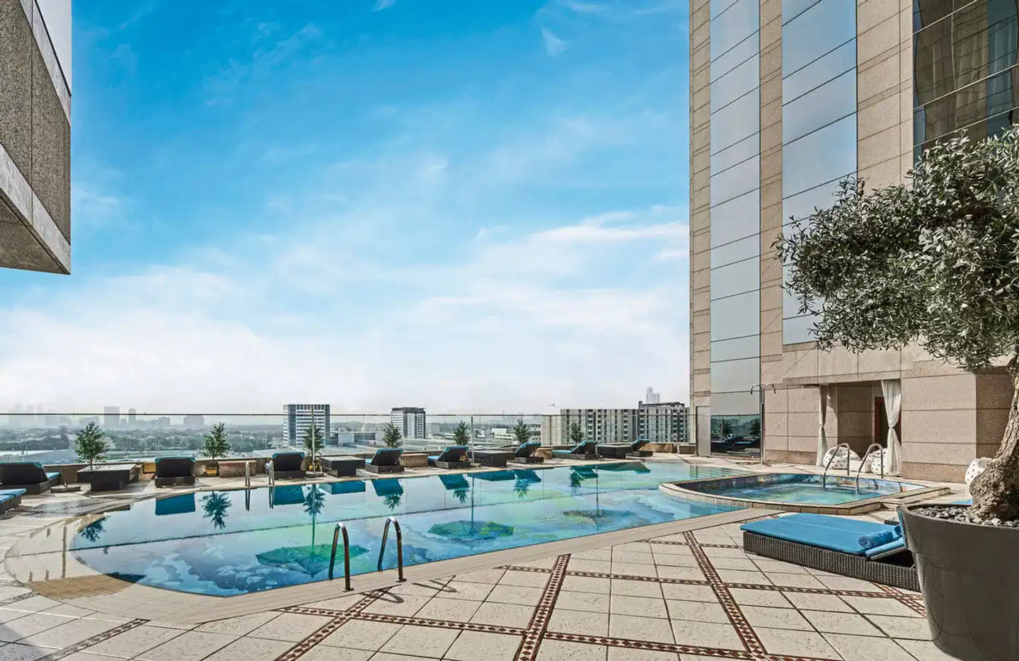 Fairmont Dubai Pool
