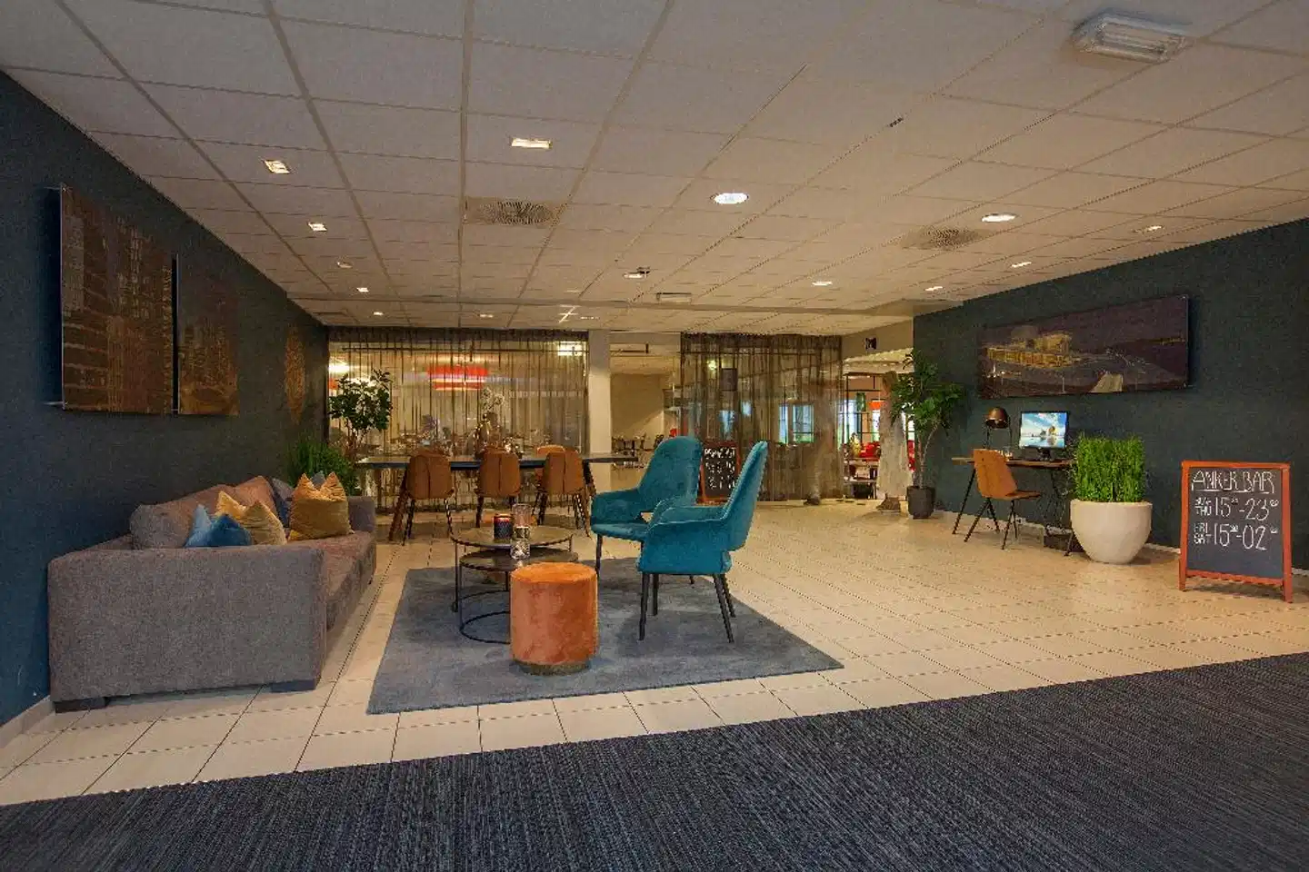 Anker Hotel Lobby