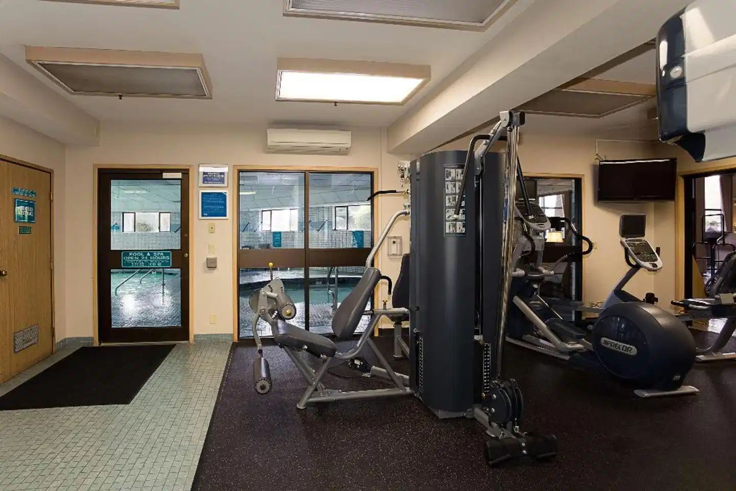 Shilo Inns Portland Airport Sport und Entertainment