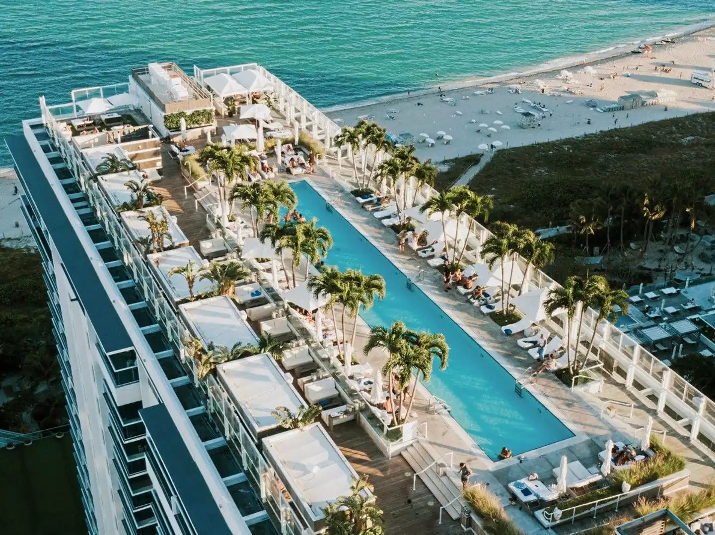 1 Hotel South Beach Strand