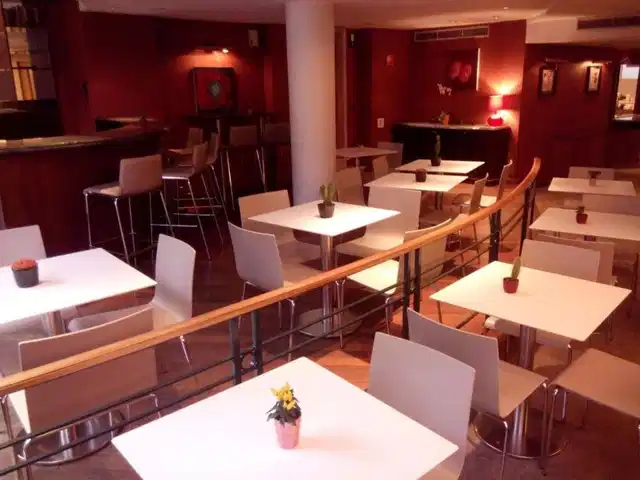 B-Aparthotels Ambiorix Restaurant