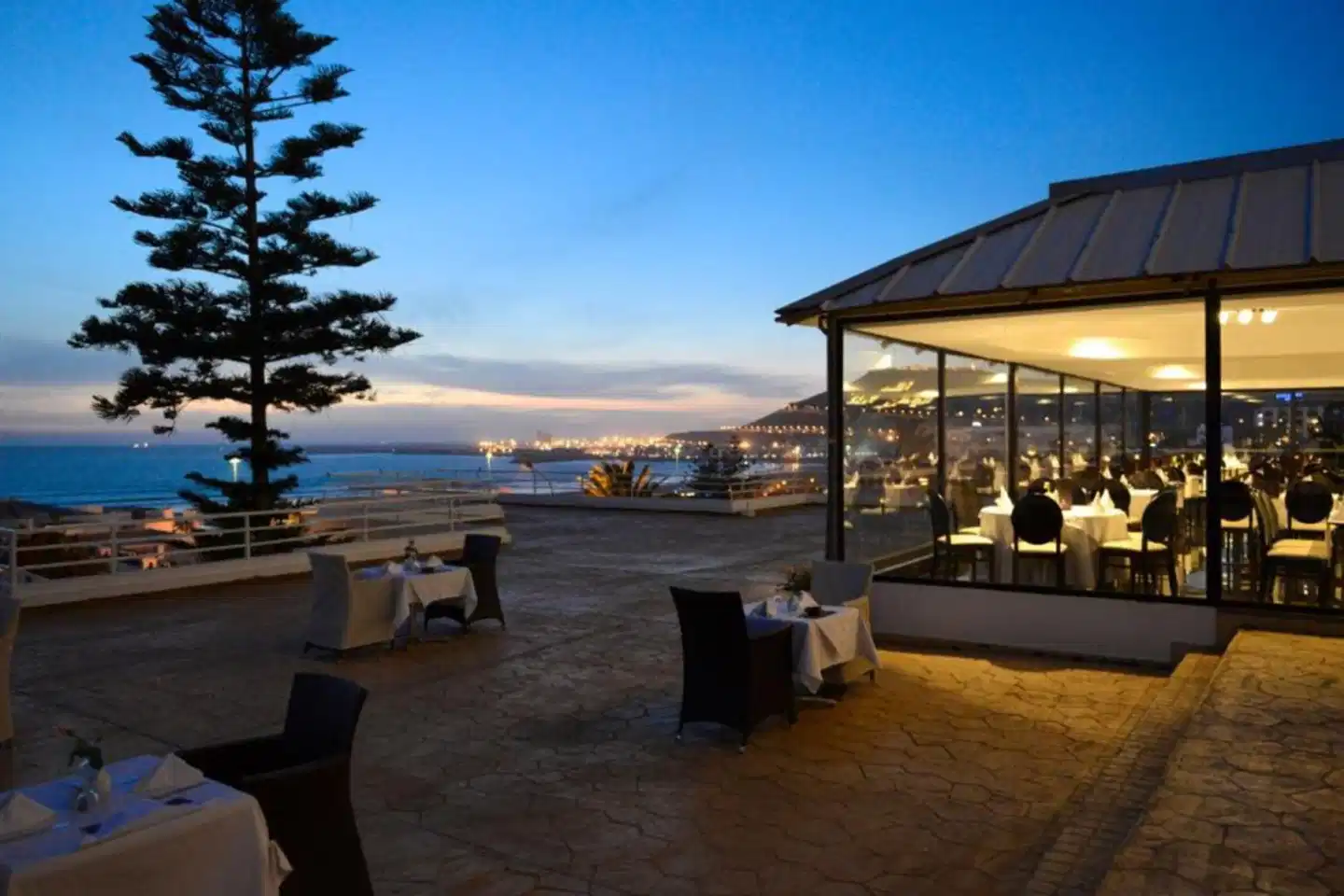 Anezi Tower Terrasse