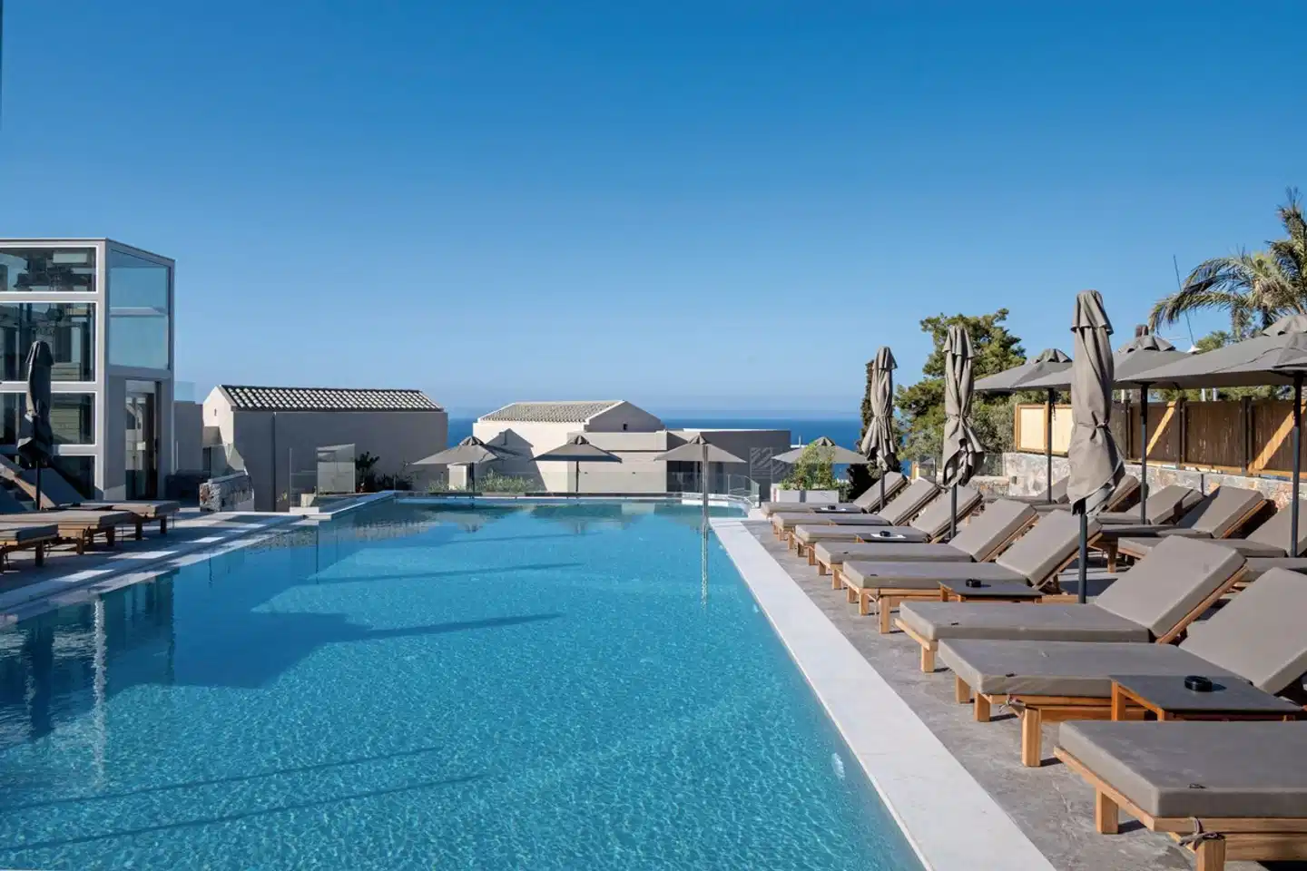 Galaxy Suites Boutique Resort Pool