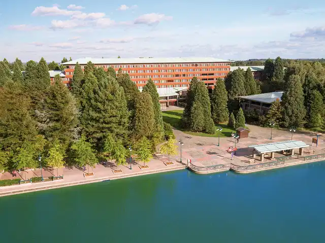 Disney Sequoia Lodge Landschaft