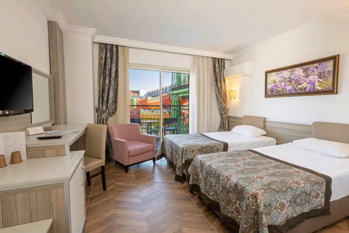 Crystal Aura Aqua Collection Wohnbeispiel