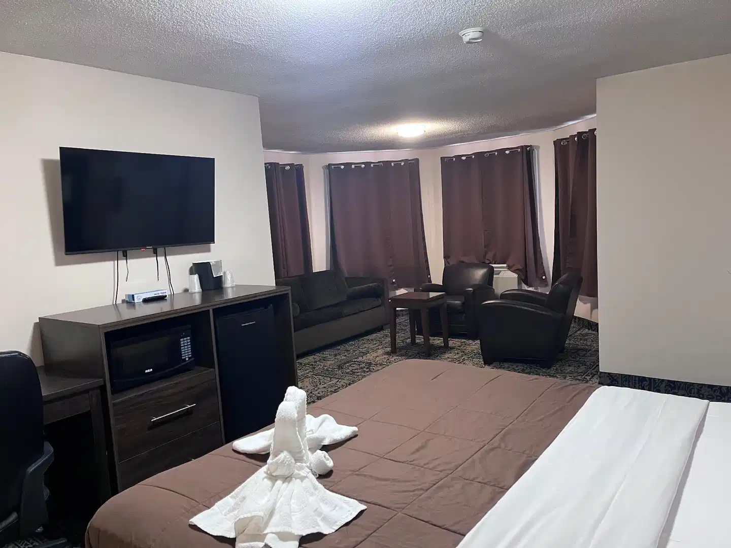 Falls Lodge & Suites Wohnbeispiel