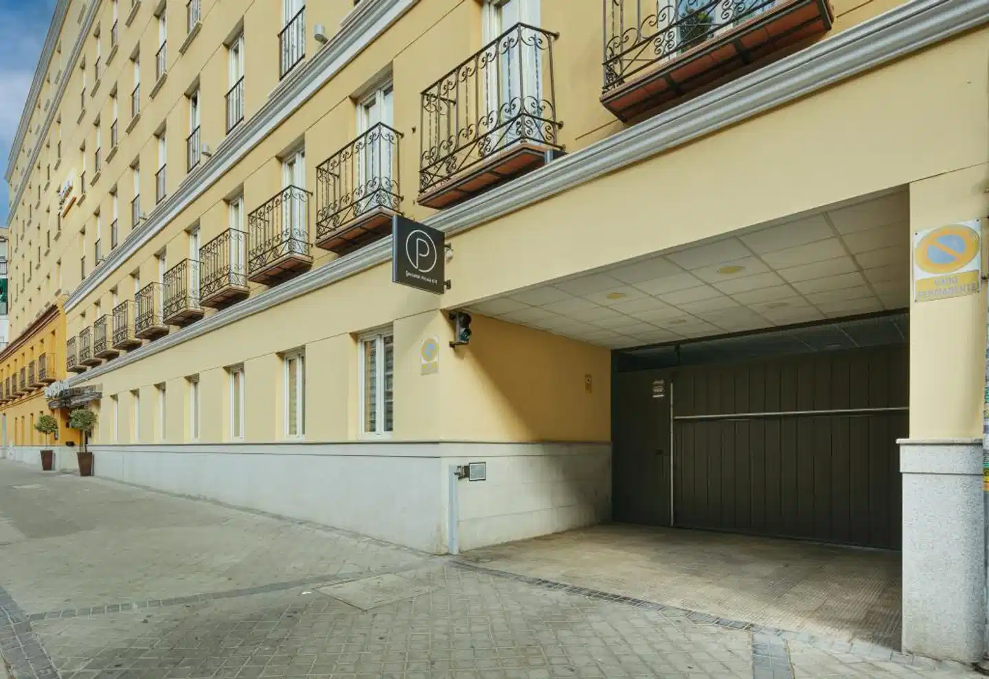 Sercotel Madrid Alcalá 611 Aussenansicht