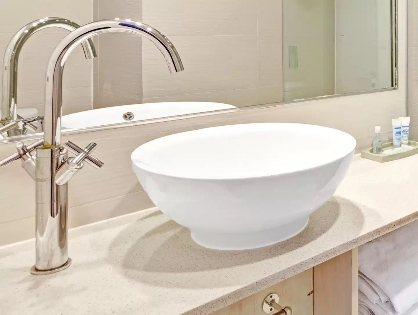 Wyndham Garden Long Island City Badezimmer