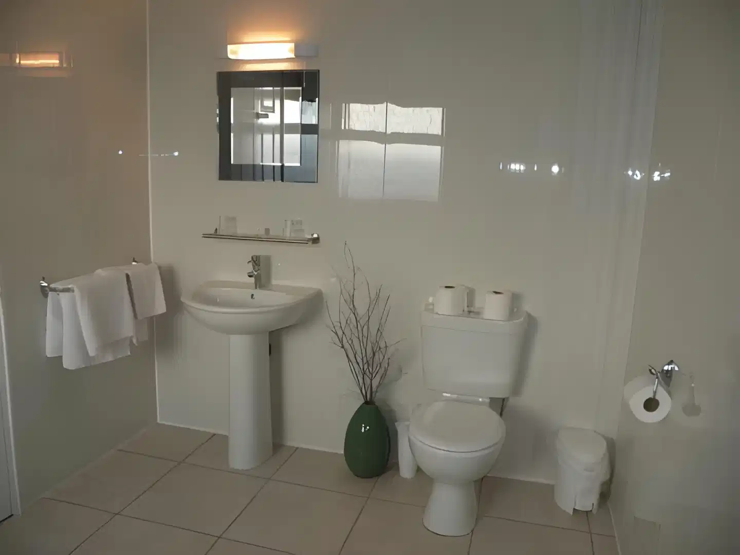 HarmonyInn - Glena House Badezimmer