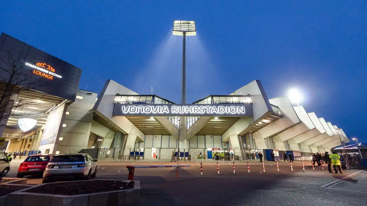 Holiday Inn Express Bochum Aussenansicht