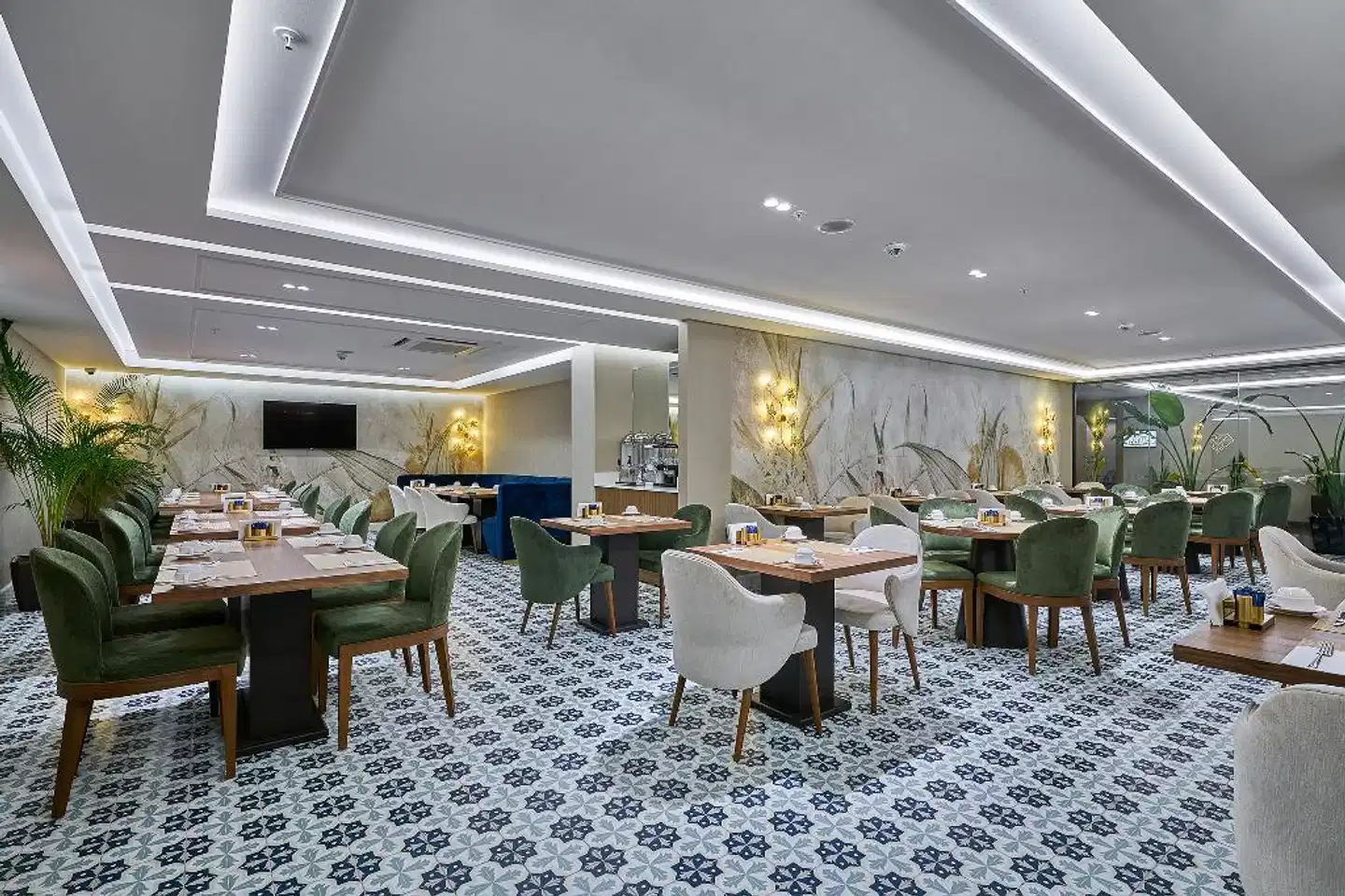 Rayelin Hotel Old City Restaurant