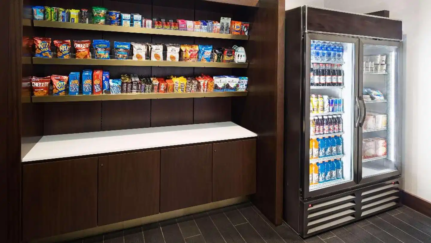 Hyatt House Jersey City Bar