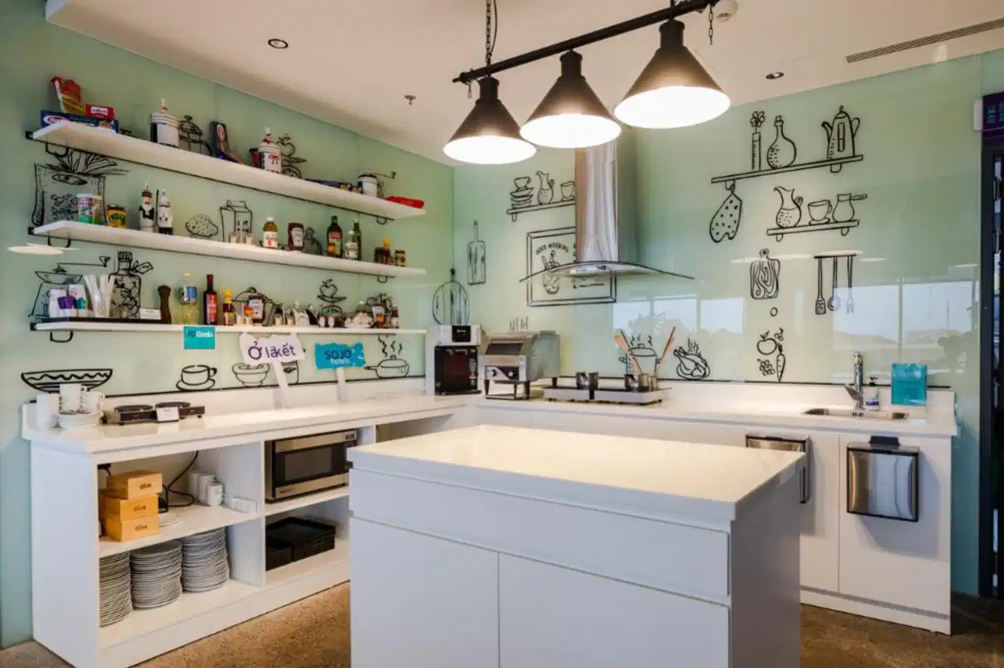 Tru By Hilton Nam Dinh City Centre Bar