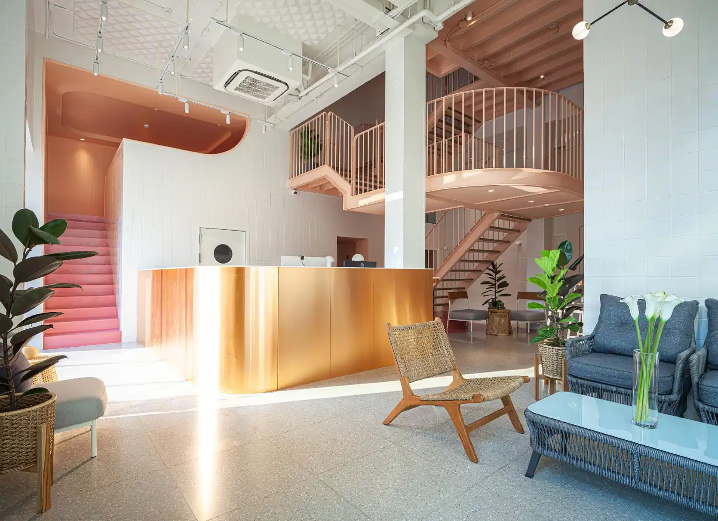 Bonsai Hotel Bangkok Lobby